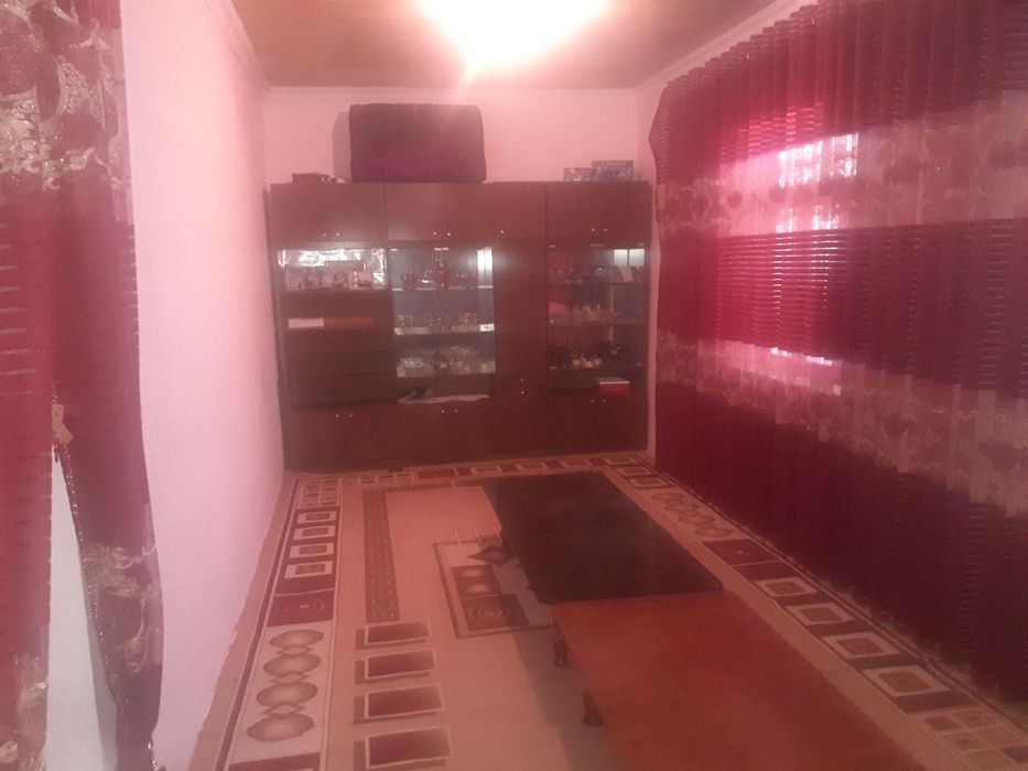 Srochni 4-xonali uy oilaga ijaraga beriladi.