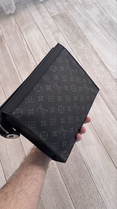 Барсетки и кепки