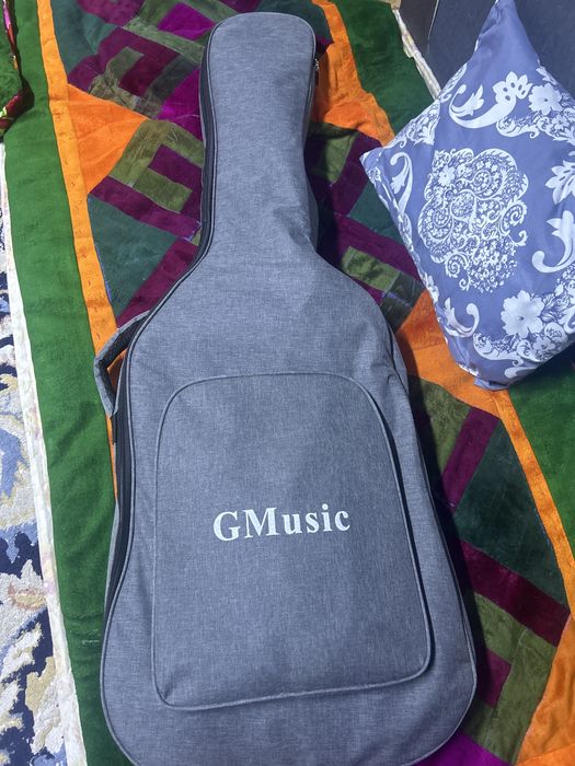 продается электро басс гитара новый