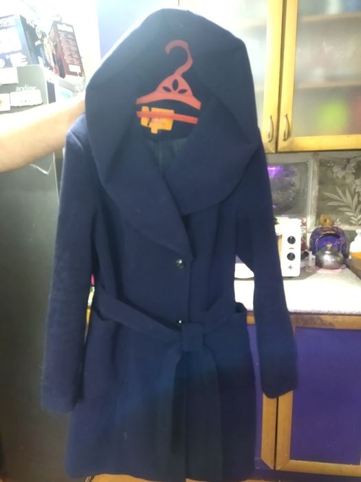 Продам пальто весна-осень