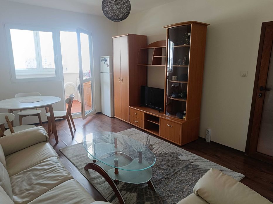 Под наем - София