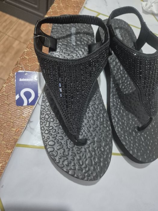 Продам стильные сланцы с стразами