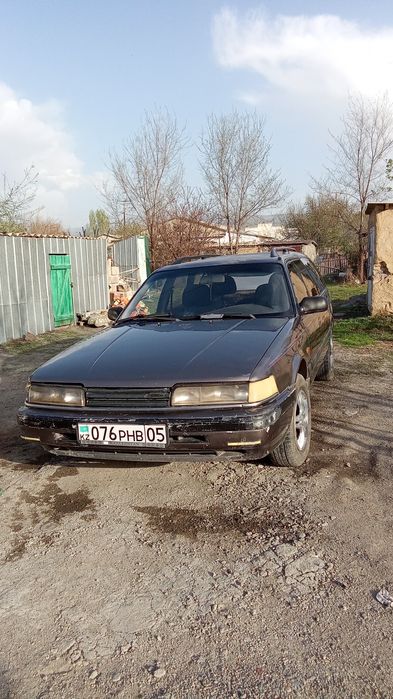 Мазда универсал.