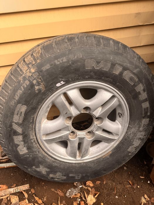 Диск с резиной michelin lexus 470