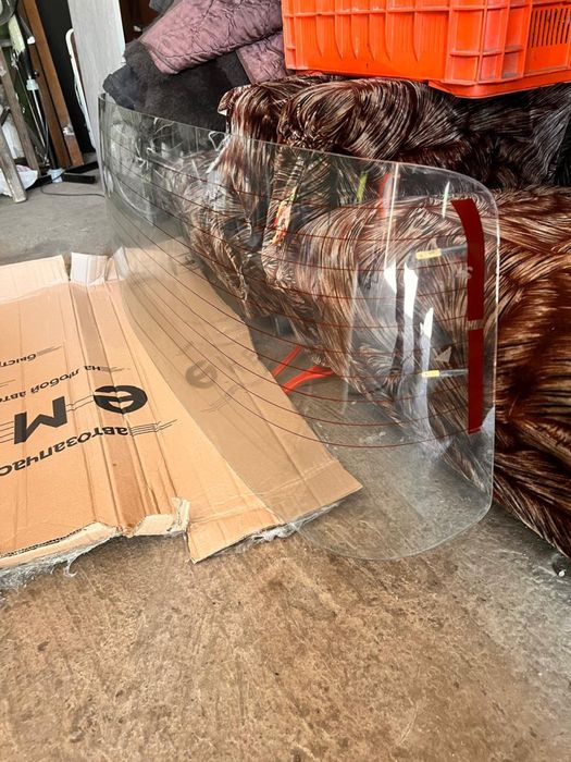 Заднее стекло от Москвича 412