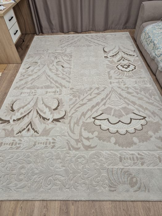 Продам отличный ковёр 3х2м