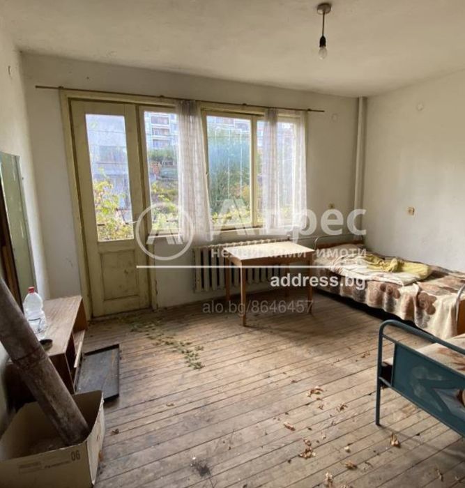 Самостоятелна къща в Ивайловград