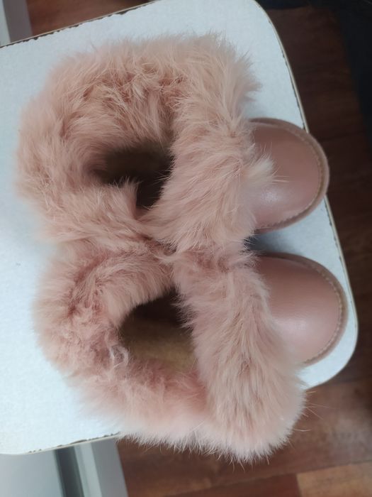 Продам детские зимние ботинки