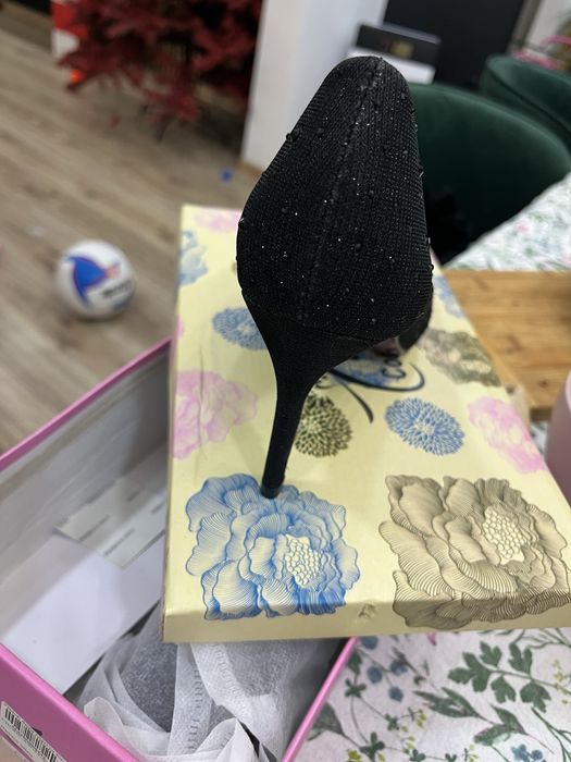 Дамски обувки на ток