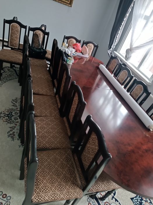 Продам стол со стульями