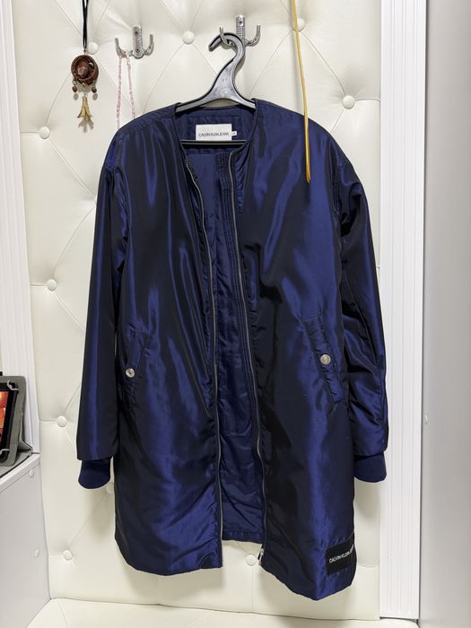 Продам куртку Calvin Klein оригинал