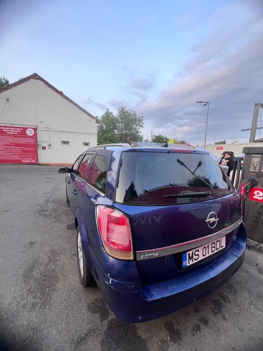 Opel Astra H / Panoramic