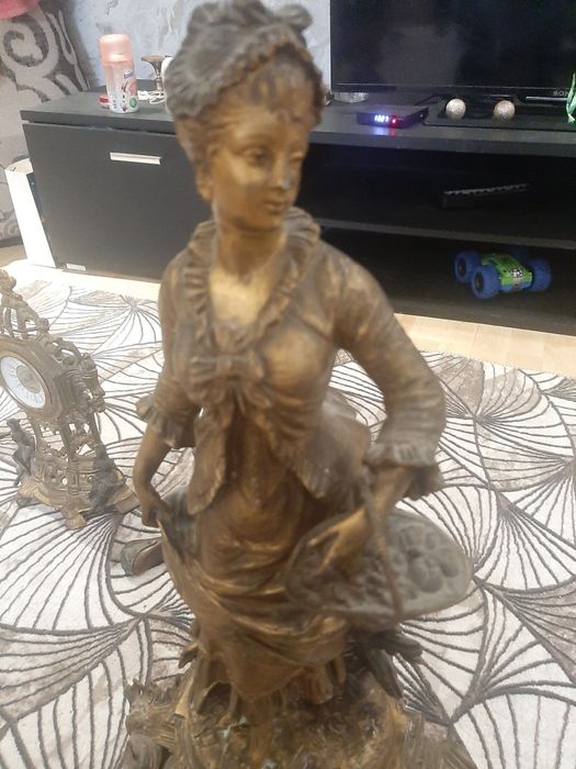 Каминен часовник