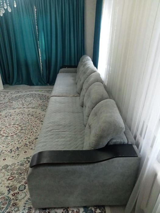 Продается диван 3,5 м