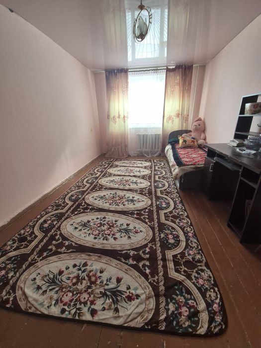 Үш болме үи сатылады