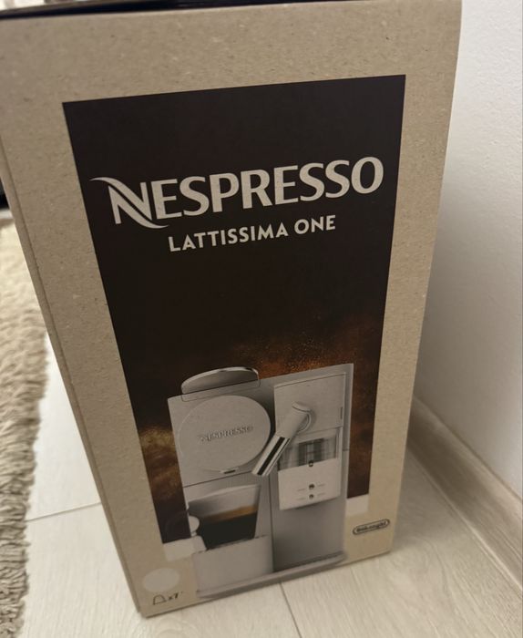 Espressor Nespresso by De’Longhi Latissimma One Evolution 19 bari