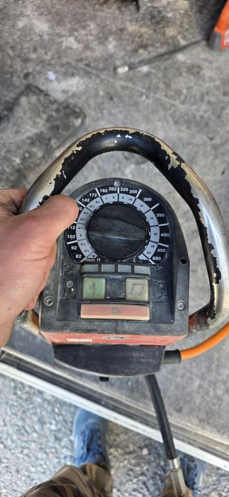 Машина за диамантено пробиване