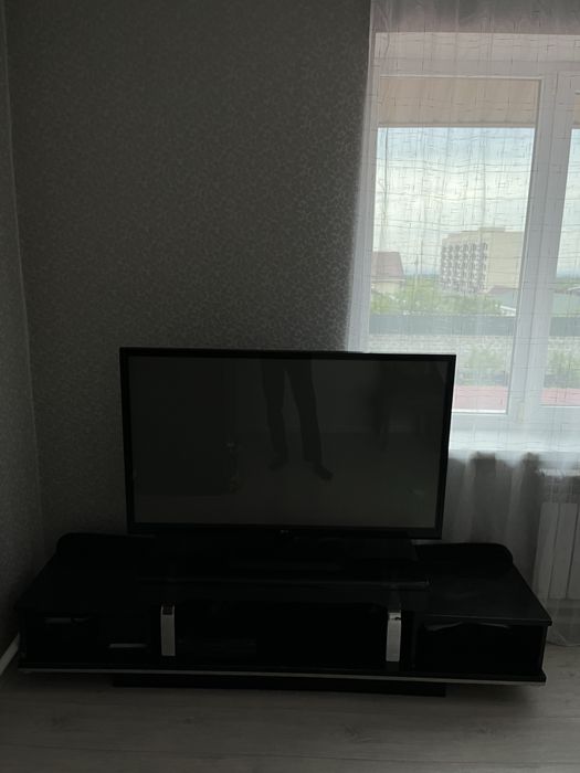 Продам телевизор LG
