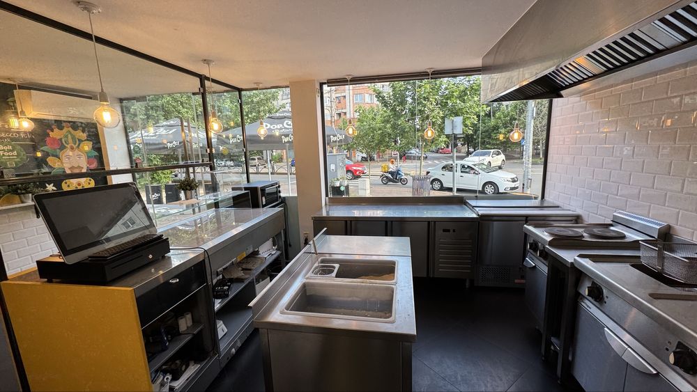 Asociere afacere fast-food