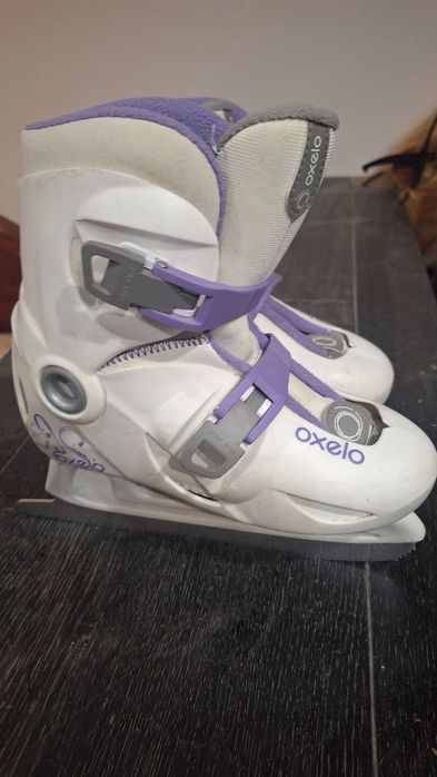 2 perechi Patine gheață,mărimea 34-36.