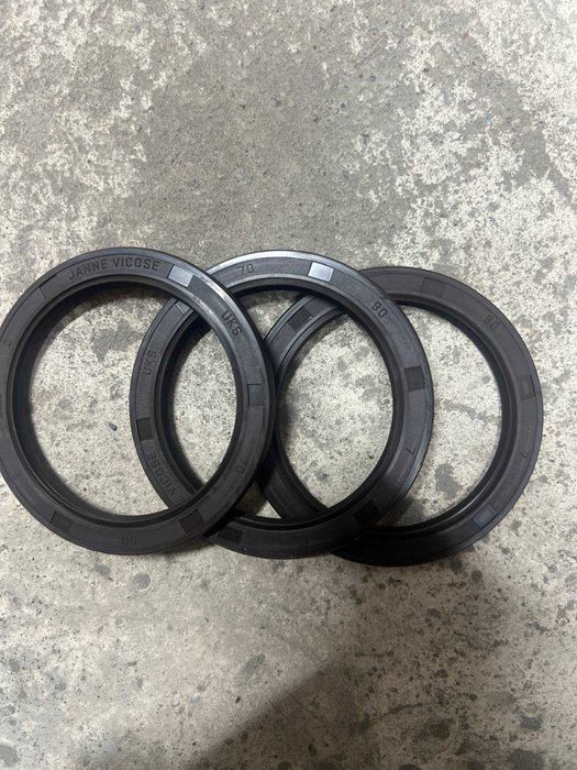 Сальник вала смесителя 58x80x10/70x90x7/60x75x10