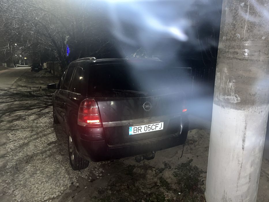 Opel zafira 1.9tdci Vând/Schimb