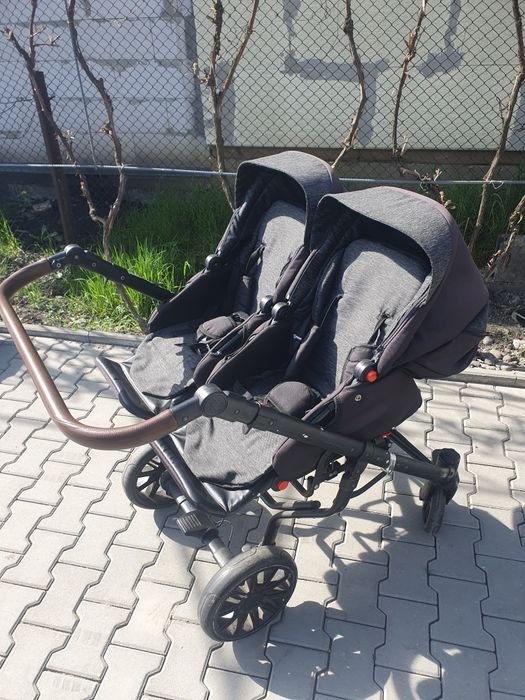 Carucior Copii Gemeni