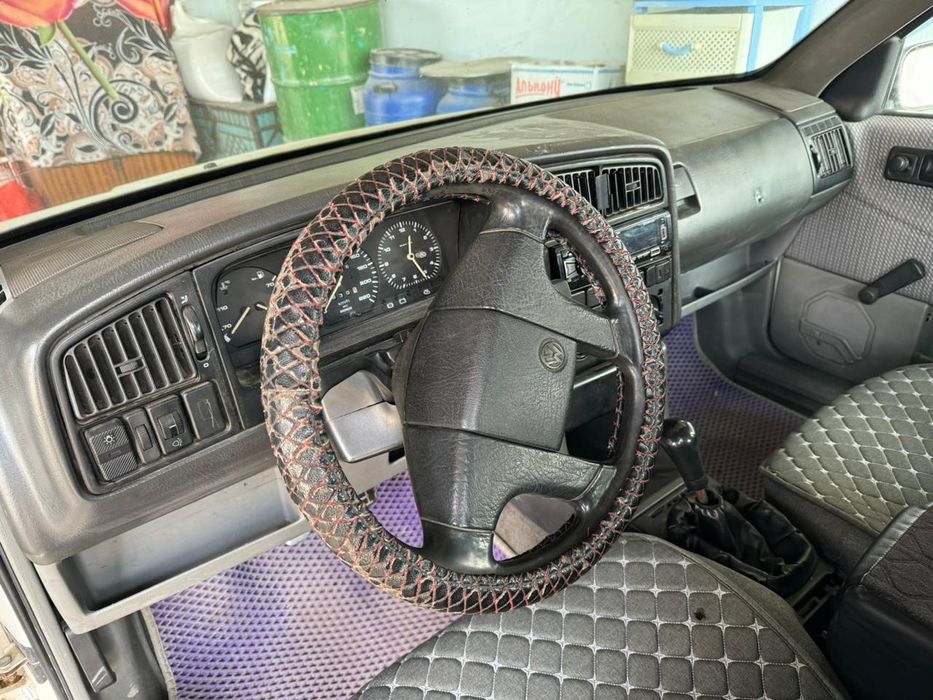 Машина пассат б3