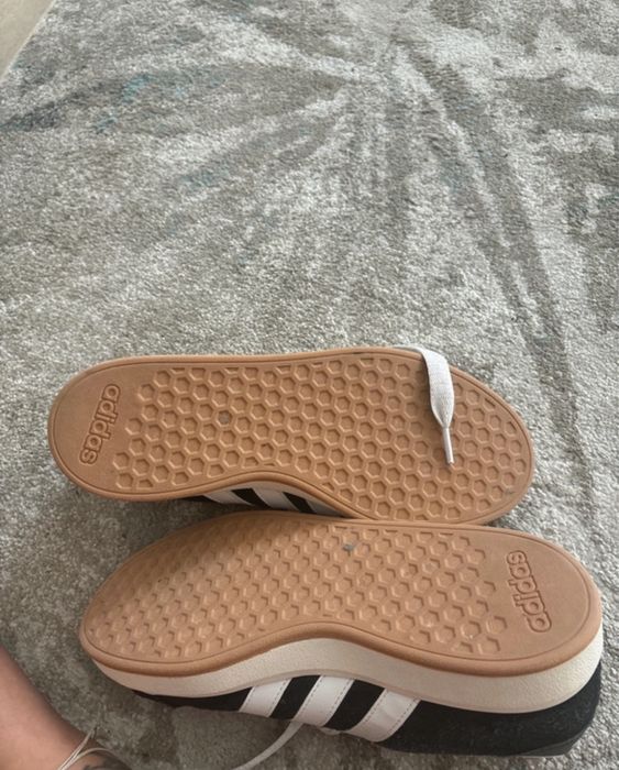 Adidas grand base