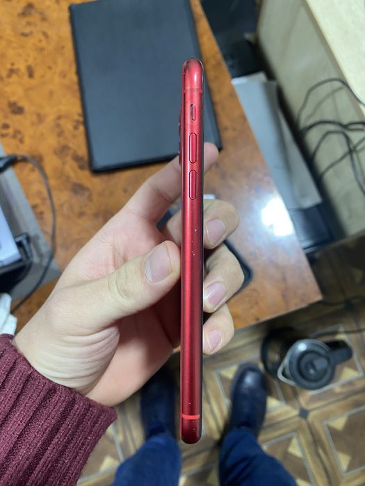 IPHONE 11 LL/A 128GB 200$