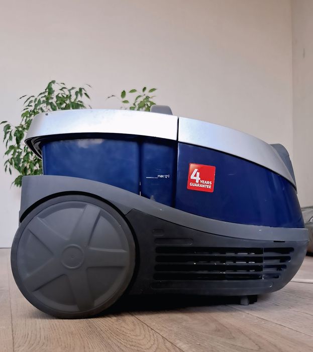 Продаётся моющий пылесос Zelmer