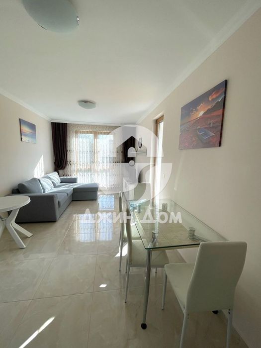 Продава се Двустаен апартамент в Свети Влас - 53 кв.м за 1299 €/кв.м - Снимка #1