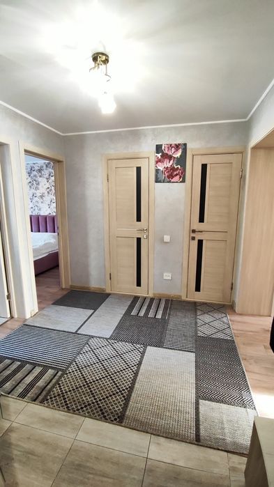 Продается трёхкомнатная квартира