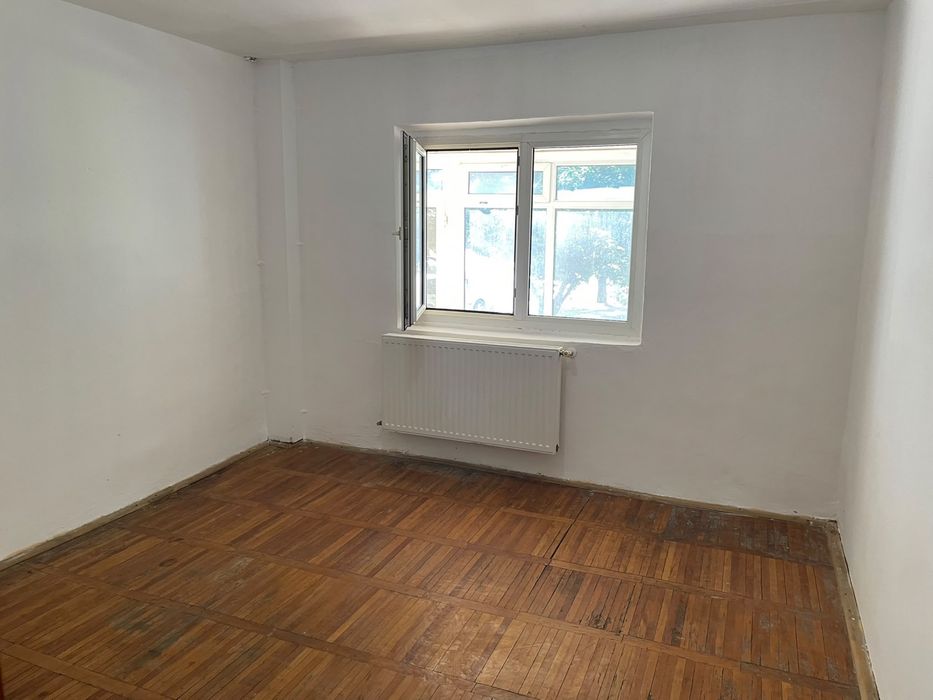 Apartament 3 camere plus extensie de vanzare