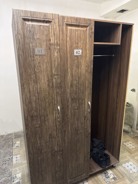 Продам двери шкаф итд