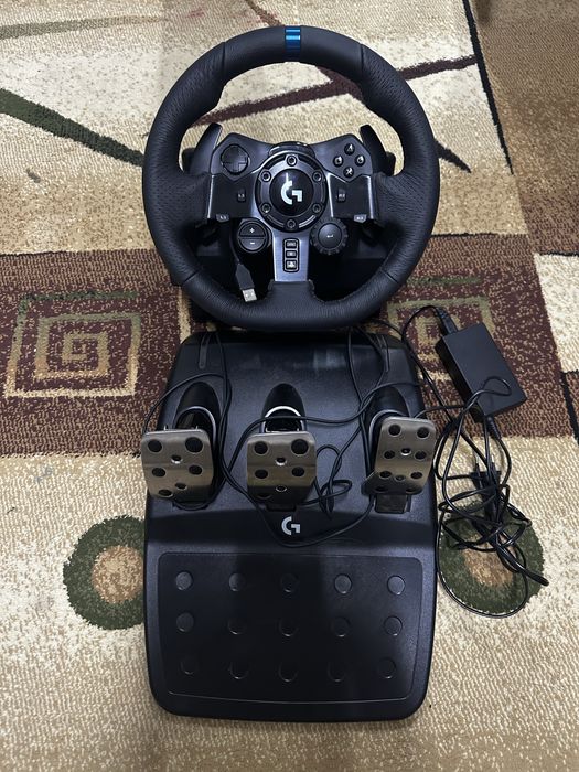 Игравой пристовка руль