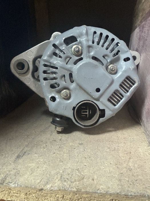 Генератор тойота королла 92-97 год