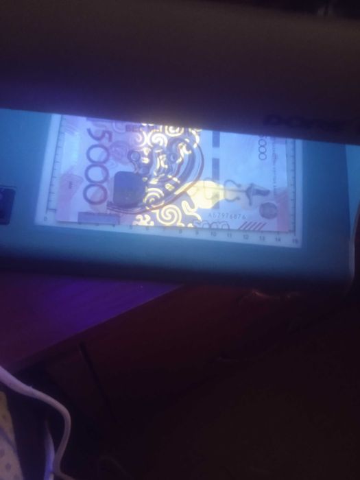 детектор банкнот 2000