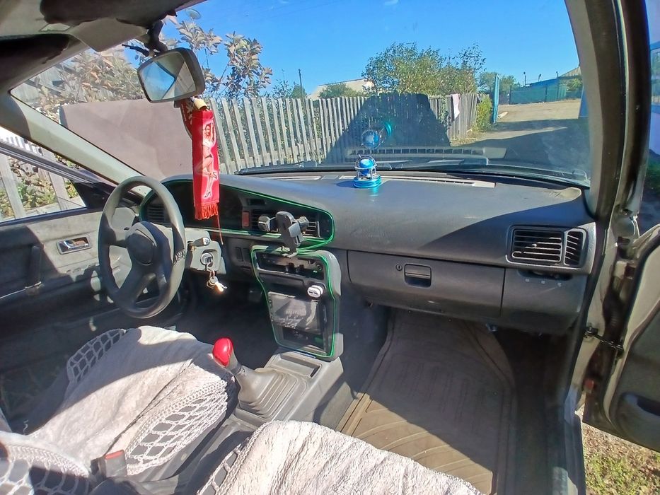 Mazda 626 2 литра 1988 года