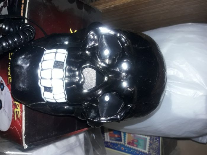 Телефон стационарный Череп