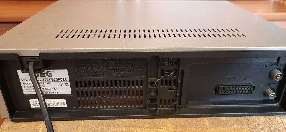 videorecorder vhs Hanseatic și Seg