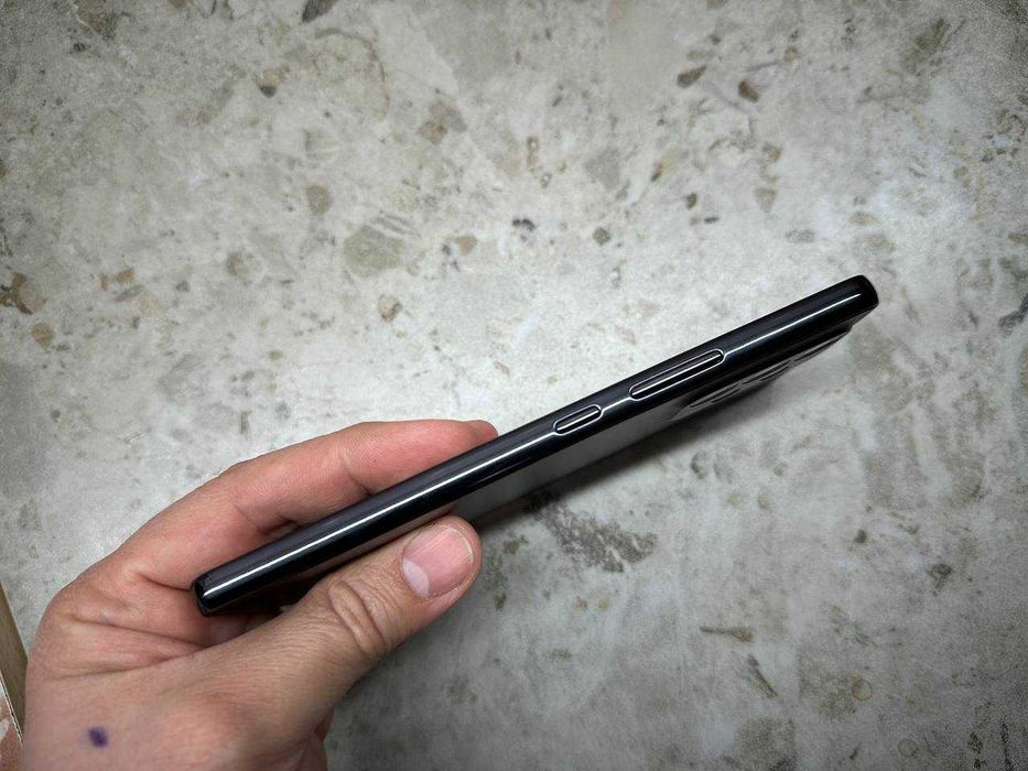 Продам телефон SAMSUNG A53 память 128gb