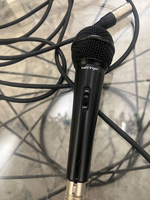 Микрофон вокальный Behringer xm1800s