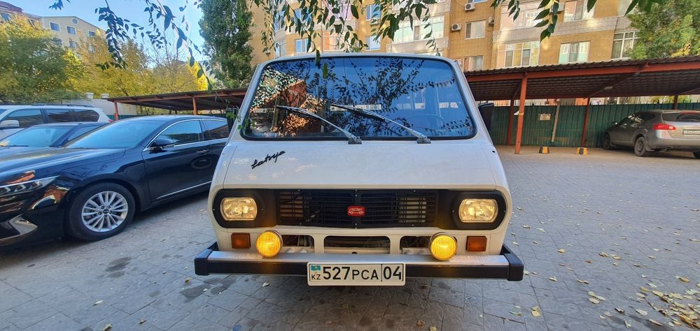 Продам авто РАФ 2203