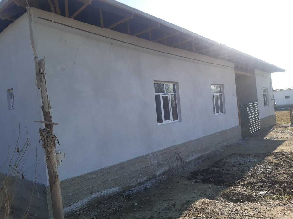 Ховли уй сотилади