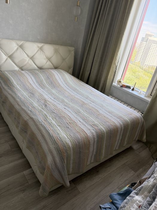 Кровать с механизмом