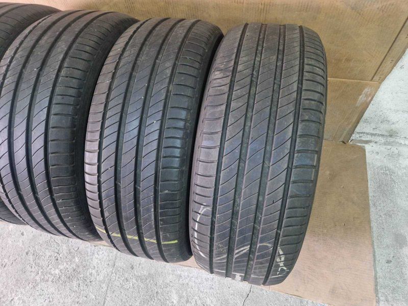 4 Michelin R18 235/55
летни гуми DOT3820
