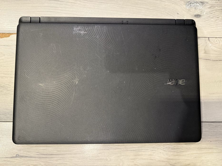 Acer EX2540-i3 6006u/8гб/250гб ссд