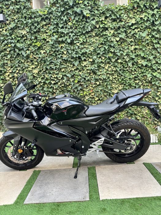 Yamaha R125 2024 Akrapovici