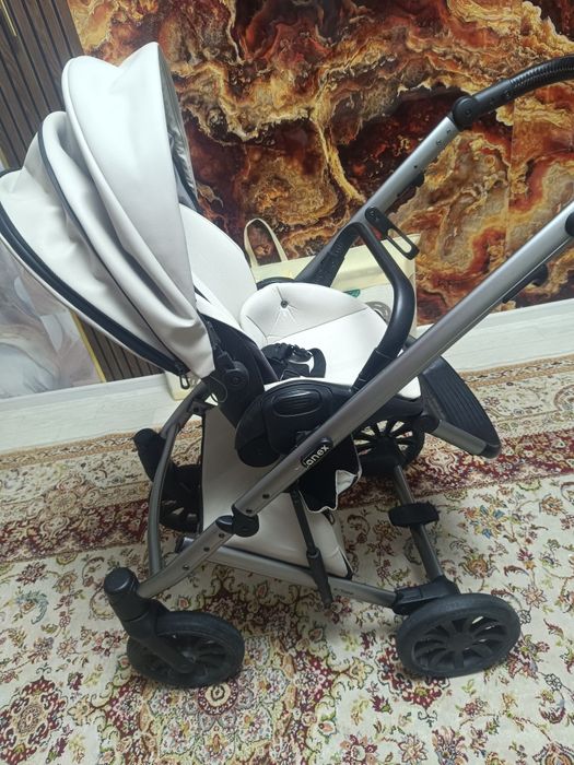 Продам коляску фирмы anex